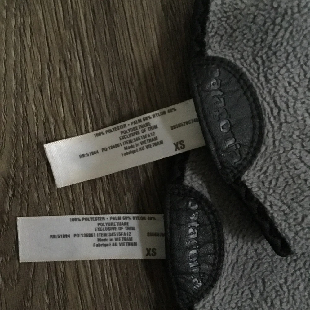 Patagonia Synch Gloves - Picture 3 of 3
